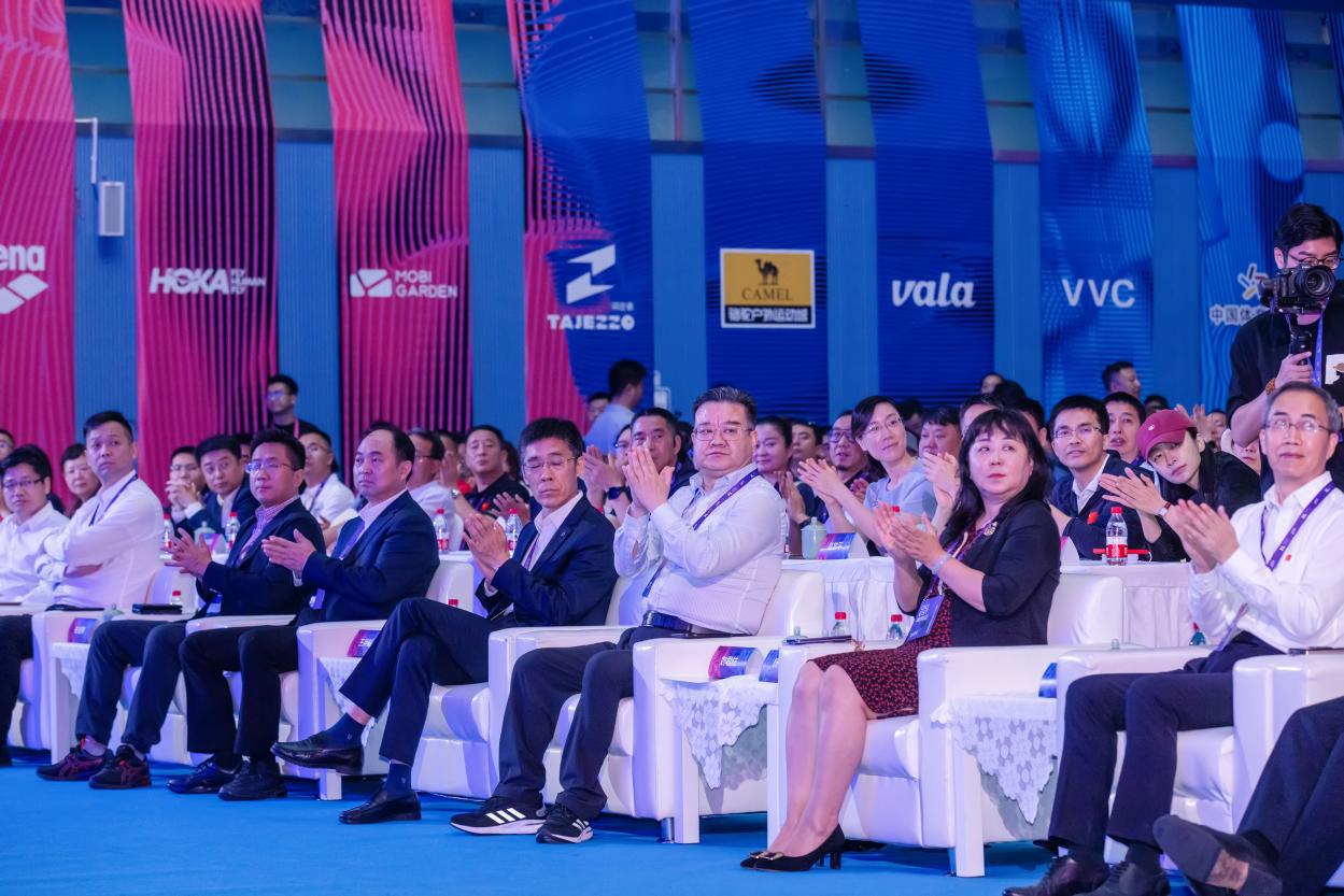 潮涌中国·势聚杭州—— 2025中国时尚体育季暨首届浙江（杭州）国际时尚体育周燃动黄龙(图2)