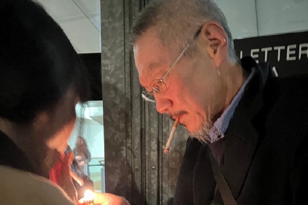 91成人在线观看学生和老师(图1)