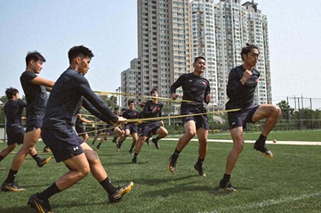 中国腰旗橄榄球队力争洛杉矶奥运会参赛资格(图1)