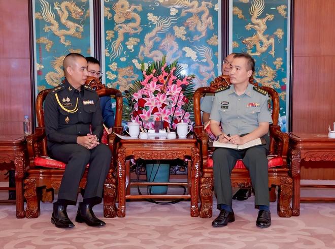 正中洪森下怀？确定中国不出兵后特朗普介入泰柬冲突豪赌开始(图1)