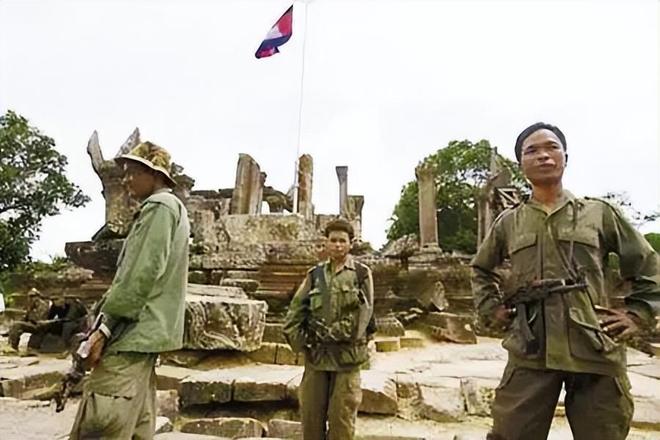 正中洪森下怀？确定中国不出兵后特朗普介入泰柬冲突豪赌开始(图11)