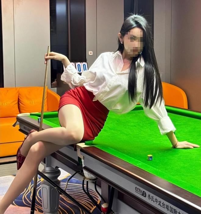台球厅被曝“特殊服务”包间暗藏玄机美女陪练988包一杆进洞(图10)