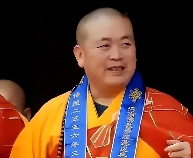 少林恶僧为何能横行多年？三个原因揭示释永信堕落的秘密(图2)