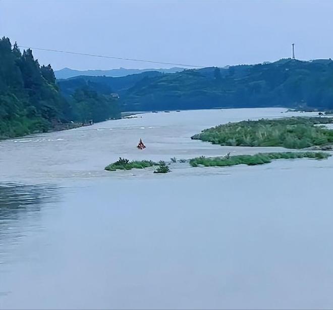 宁输不让外人上船！狮子湾全村凑半船人仍坚持比赛猎德村输麻了(图13)