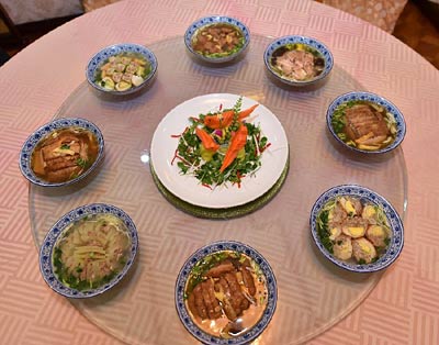 【文体艺苑】水库水位降低 “佛头”浮出水面(图2)