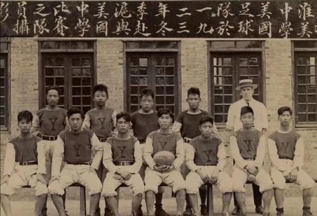 上海闲话聊体育｜橄榄球上海是你的大舞台(图2)