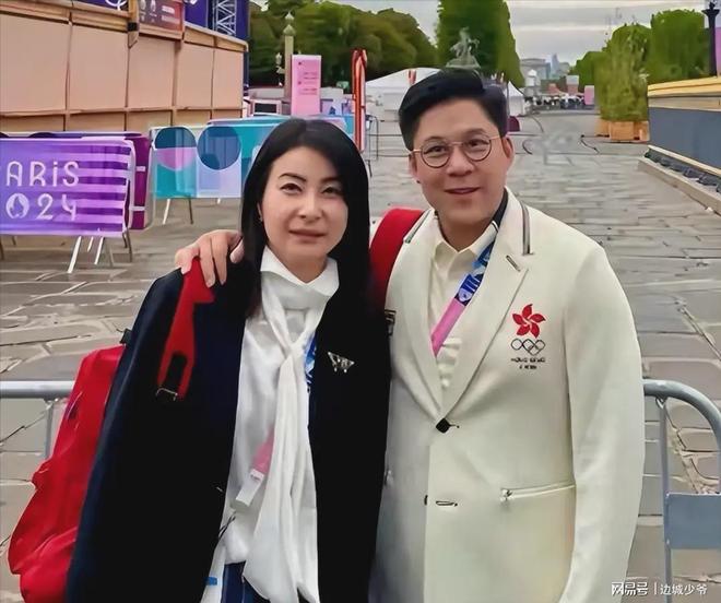 霍启刚又升职了级别很高妻子郭晶晶立了大功！(图17)