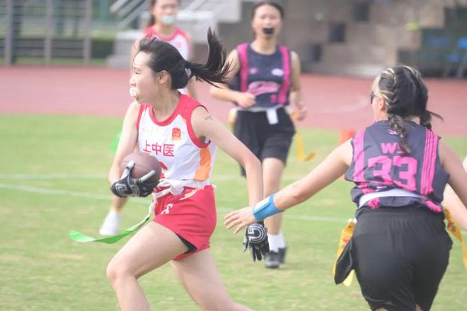 高校联盟腰旗橄榄球公开赛热血开战！他们成功卫冕！(图2)