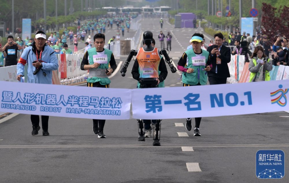 2025年新华社年度照片·体育新闻(图20)