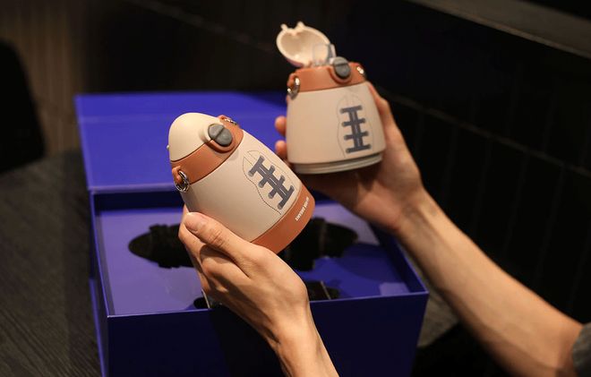 又潮又酷的橄榄球水壶～保冷保温双仓双饮双倍快乐！(图10)