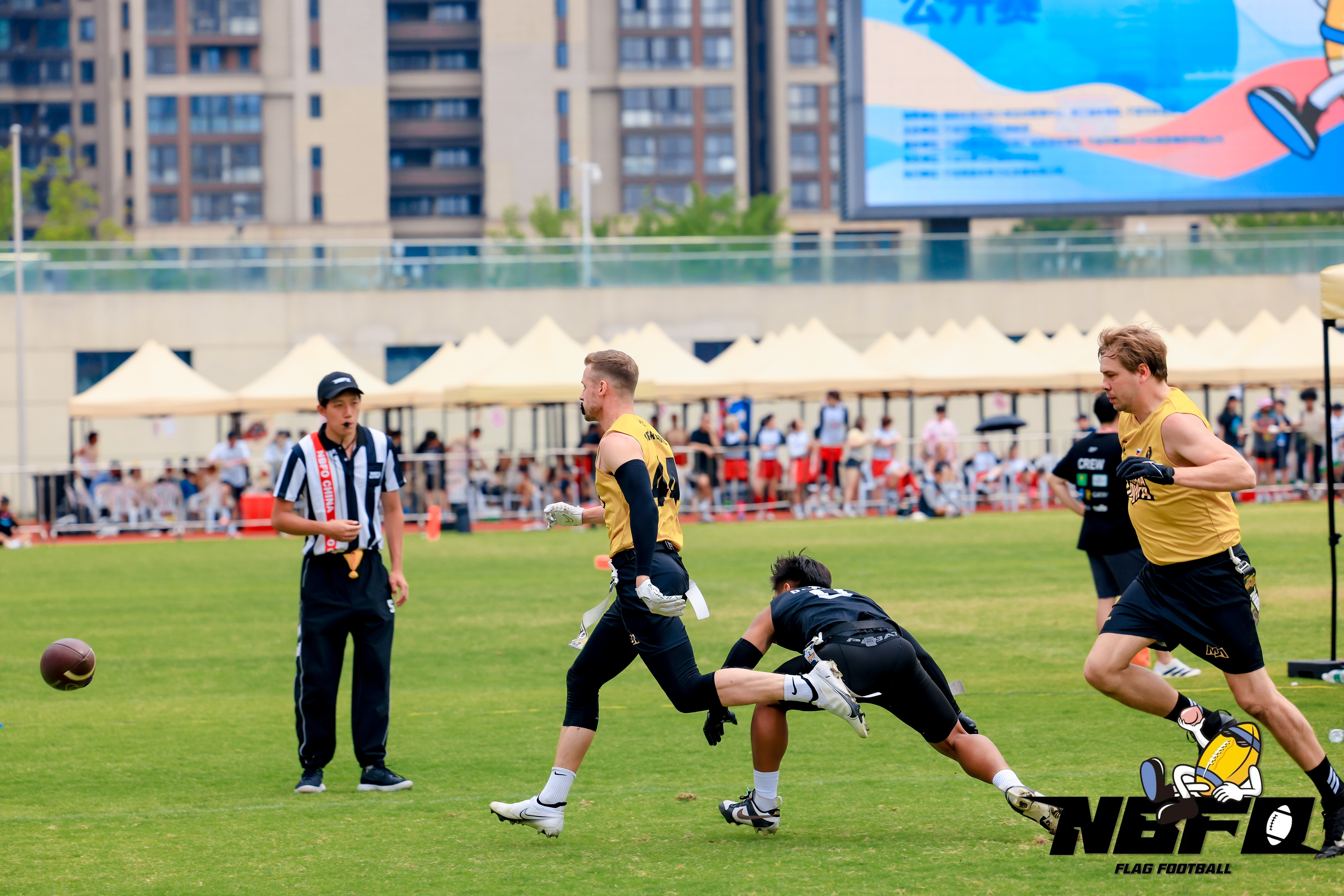 以“体”为媒促进国际交流！雪窦山·2025宁波腰旗橄榄球公开赛在宁波奉化顺利落幕(图2)