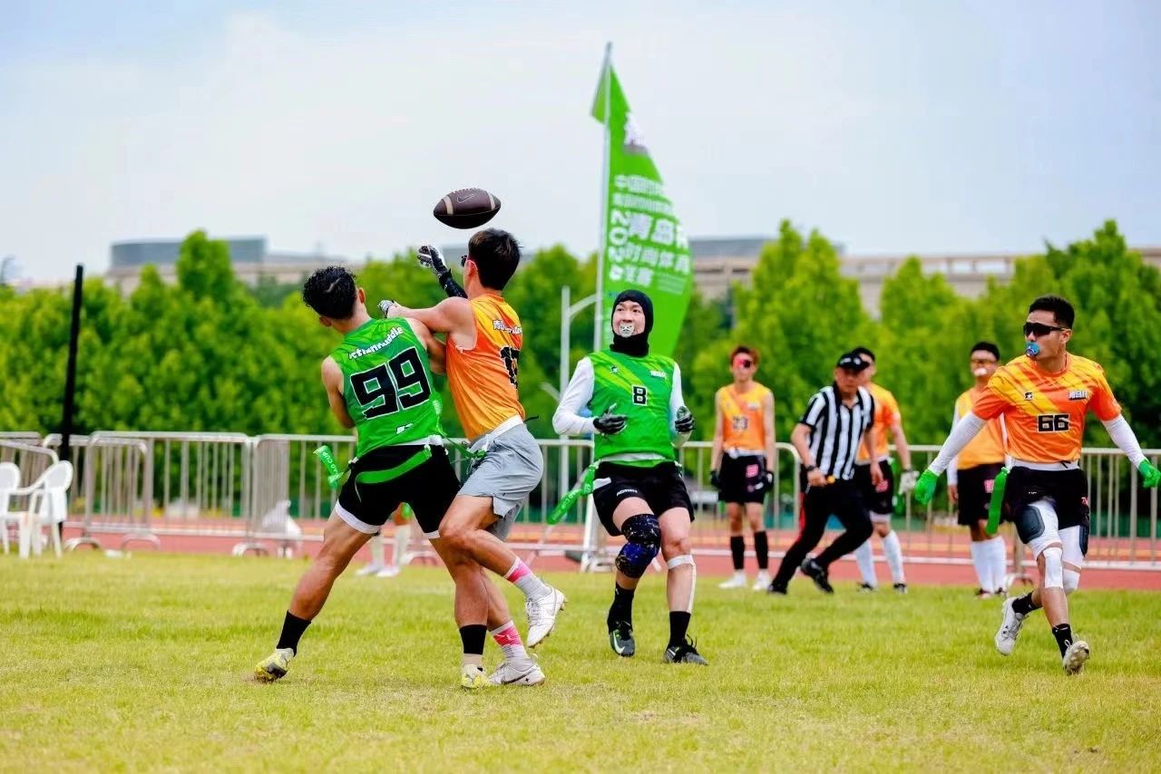 安德玛启动“这就是腰旗”全年推广企划(图1)