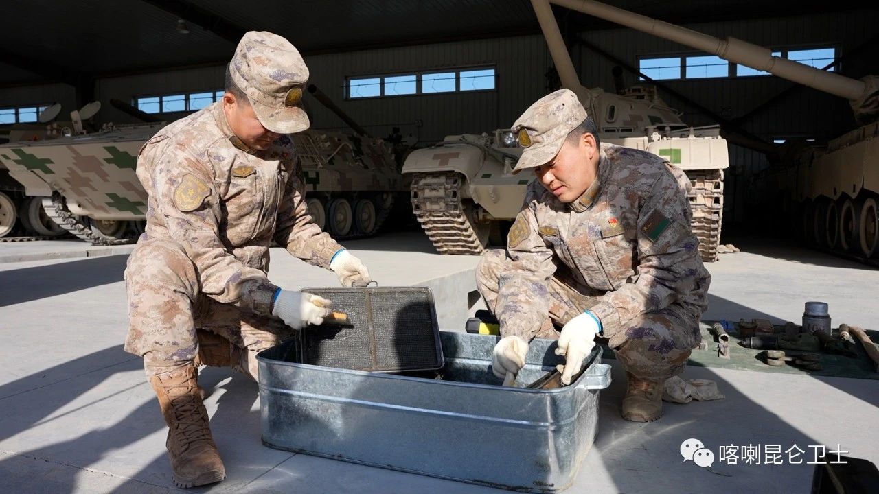 一周军评：年终岁尾话“哭穷”-扬基(图8)