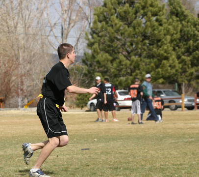 腰旗橄榄球启示录(图1)